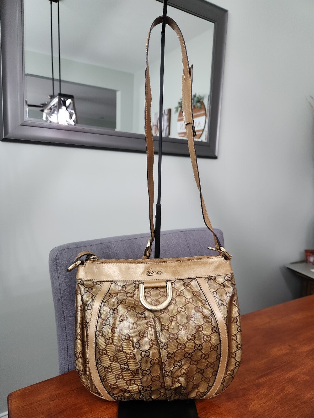 Gucci Crystal Canvas Gg Monogram Abbey Crossbody Bag In Gold